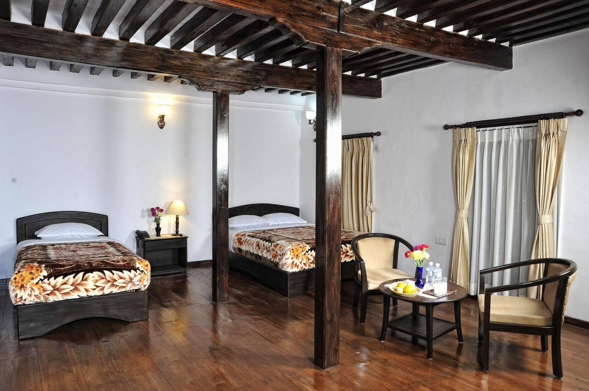 Oyo 738 Hotel Kaze Darbar Kathmandu Exterior photo
